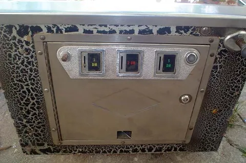 Cabinet - Front