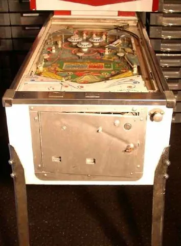 Cabinet - Front*