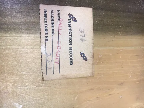 Inside Cabinet - Detail