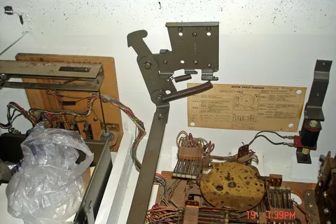 Inside Cabinet*
