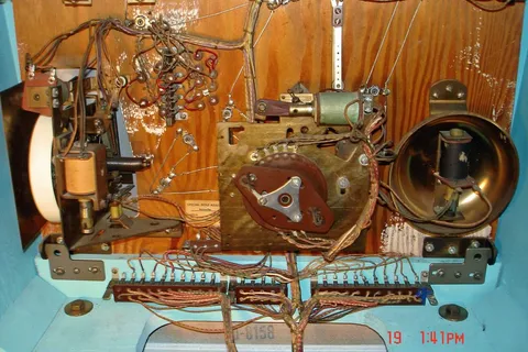 Inside Lower Backbox
