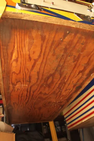 Sample Game - Cabinet - Bottom*