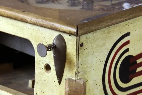 Cabinet - Detail