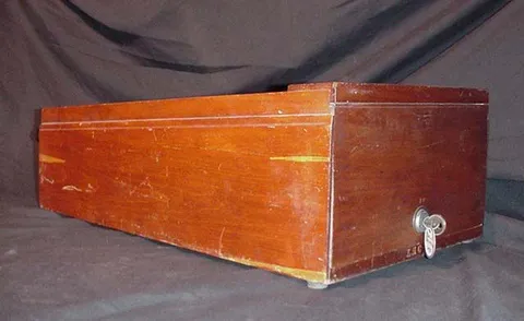 Cabinet - Right