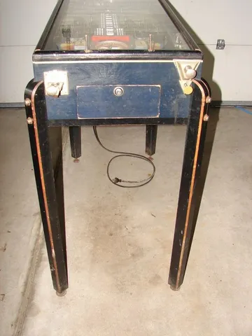 Cabinet - Front