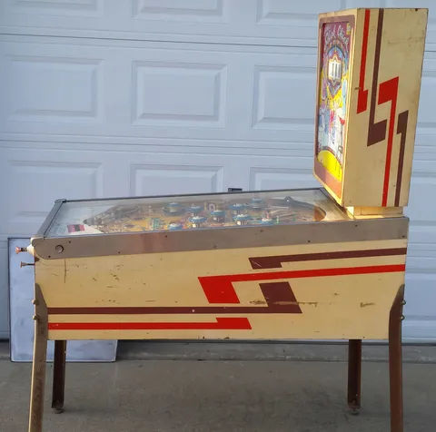 Sample Game - Cabinet - Right*