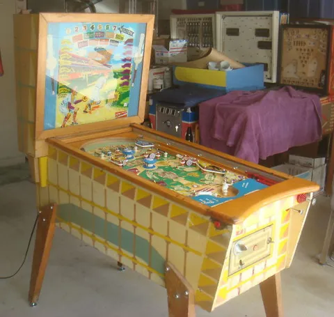 'Deluxe' Cabinet - Left*