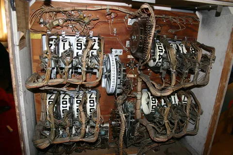 Later Production - Inside Backbox*