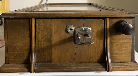 Cabinet - Front*