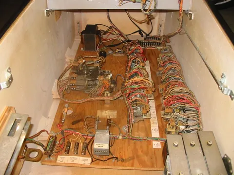 Inside Cabinet