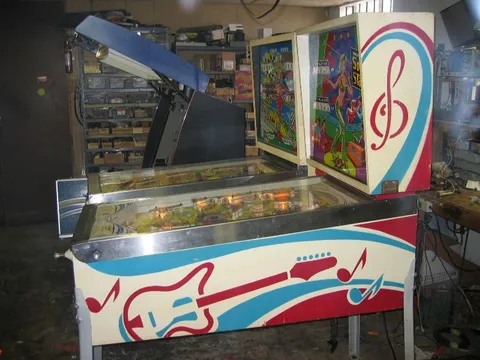 Cabinet - Right