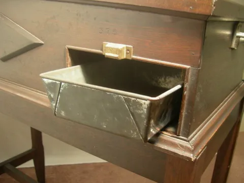 Cash Box*