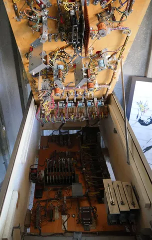 Inside Cabinet