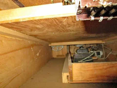 Inside Cabinet