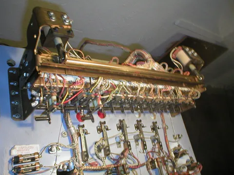 Motor Board Trip Bank