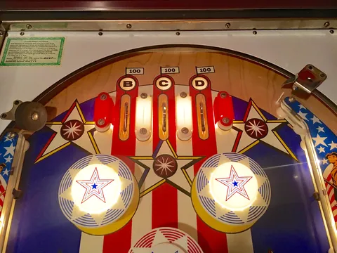Sample Game - Illuminated Upper Playfield*
