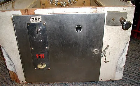 Cabinet - Front*