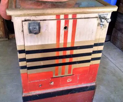 Cabinet - Front