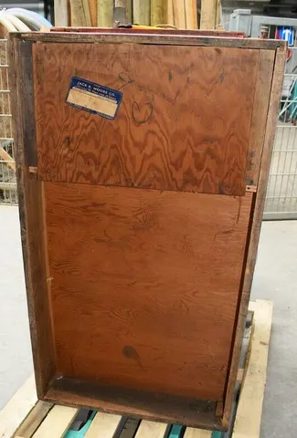 Cabinet - Bottom