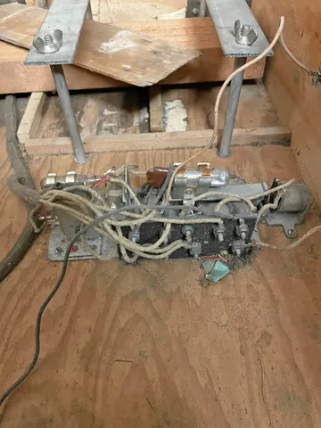 Inside Cabinet - Mercury Switch