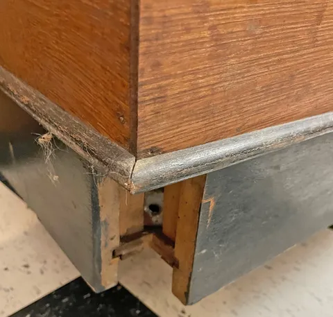 Cabinet - Detail