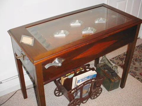 Cabinet - Right*