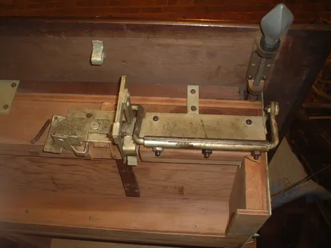 Ball Lift Mechanism