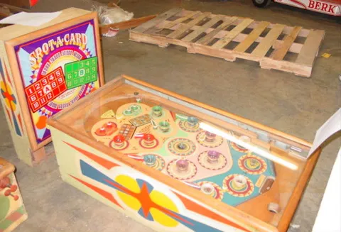 Cabinet - Left