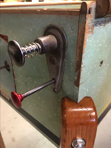Ball Lift and Shooter Knobs*