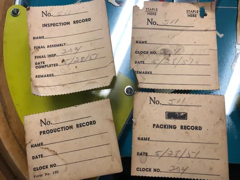 Inside Cabinet - Tags*