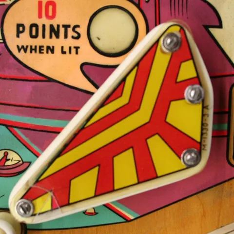 Right Slingshot Plastic*
