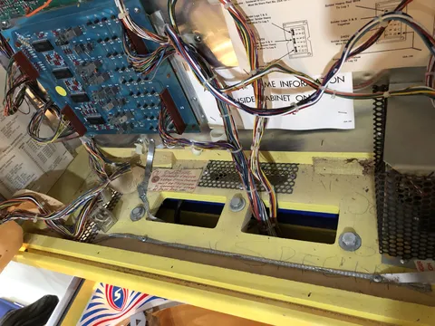 Early Production - 3-Bolt Head Mount*