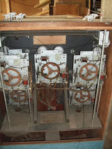 Inside Lower Backbox