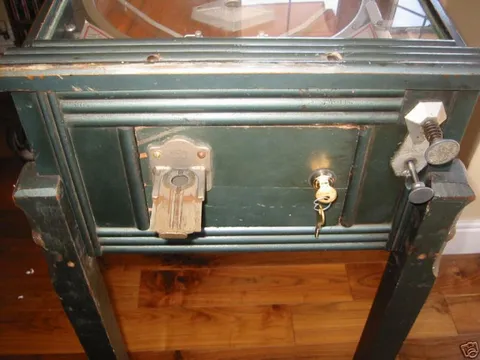 Cabinet - Front
