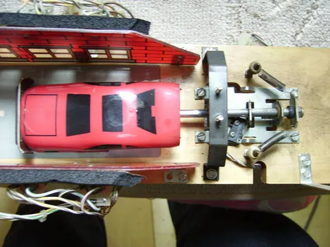 Car and Graduation Mechanism