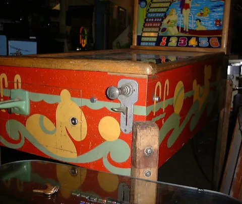 Cabinet - Right