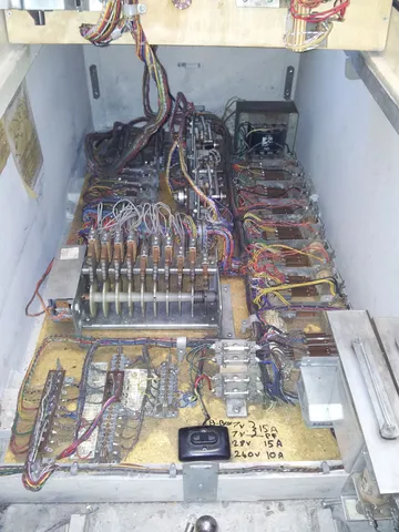 Inside Cabinet