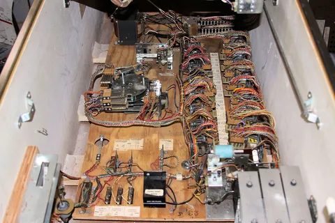 Sample Game - Inside Cabinet*