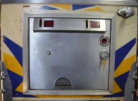 Cabinet - Front