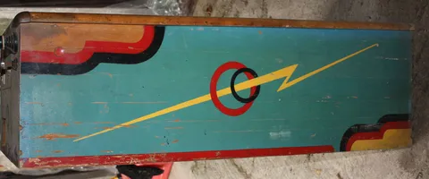 Cabinet - Right (with retrofit flipper buttons)
