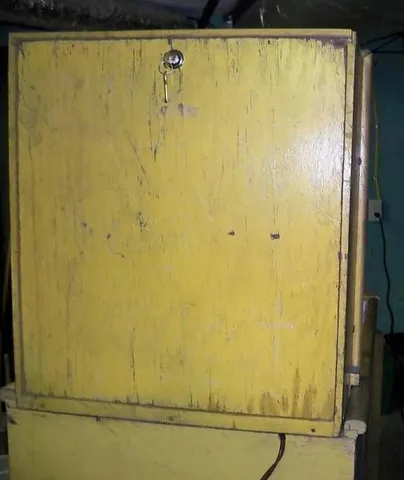 Cabinet - Rear