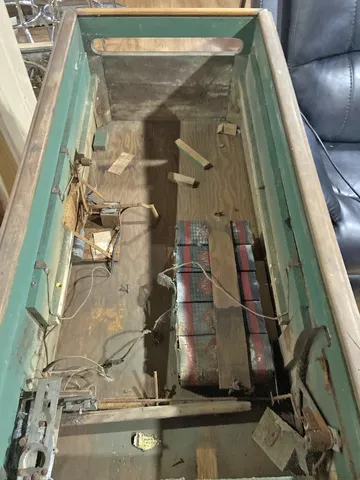 Inside Cabinet