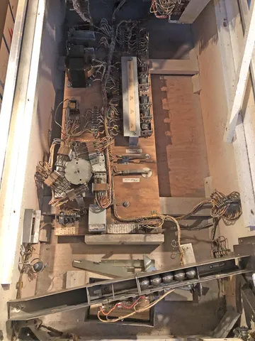 Inside Cabinet*