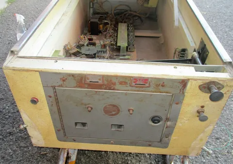 Cabinet - Front