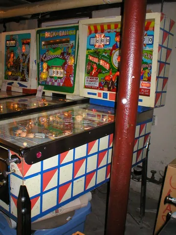 Cabinet - Right