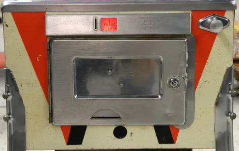 Cabinet - Front