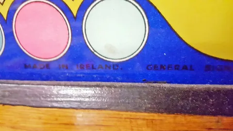 Backglass - Made in Ireland - Detail