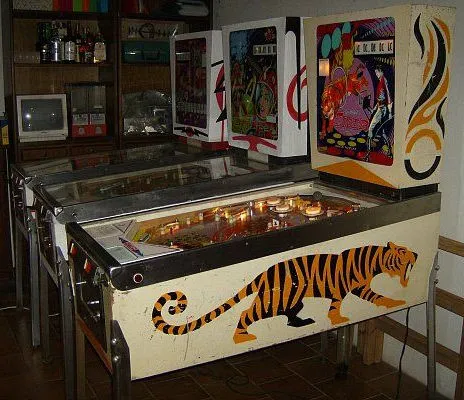 Cabinet - Right