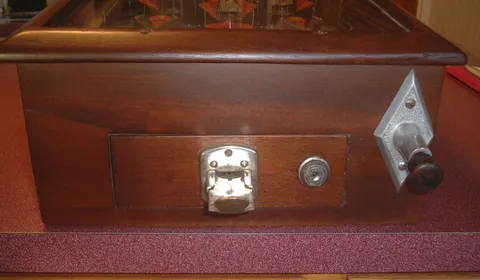 Cabinet - Front