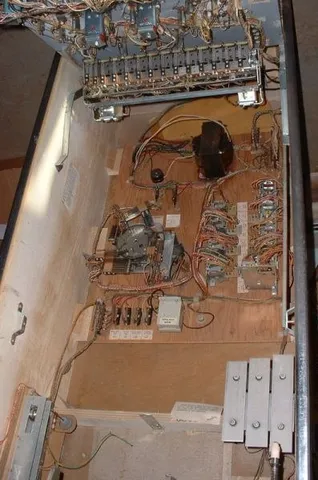 Inside Cabinet